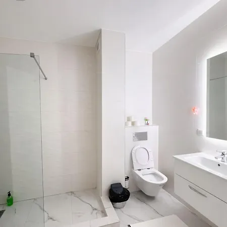Apartment Modern In Pipera Quiet Area Park & - 53 Bucharest