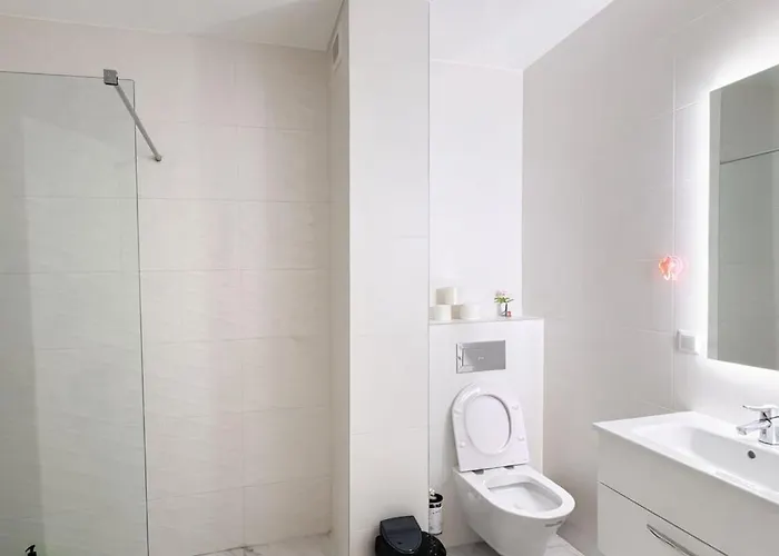 Apartment Modern In Pipera Quiet Area Park & - 53 Bucharest